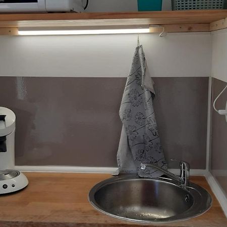 petit studio indépendant dans jardin Marsiglia Esterno foto
