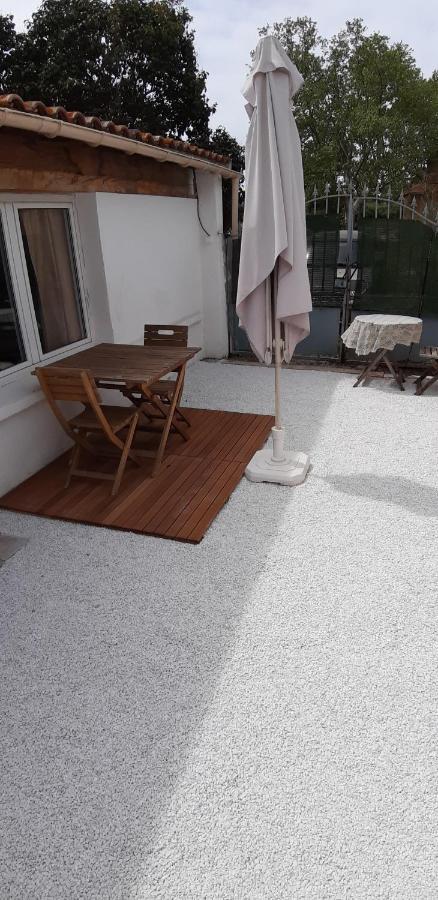 petit studio indépendant dans jardin Marsiglia Esterno foto